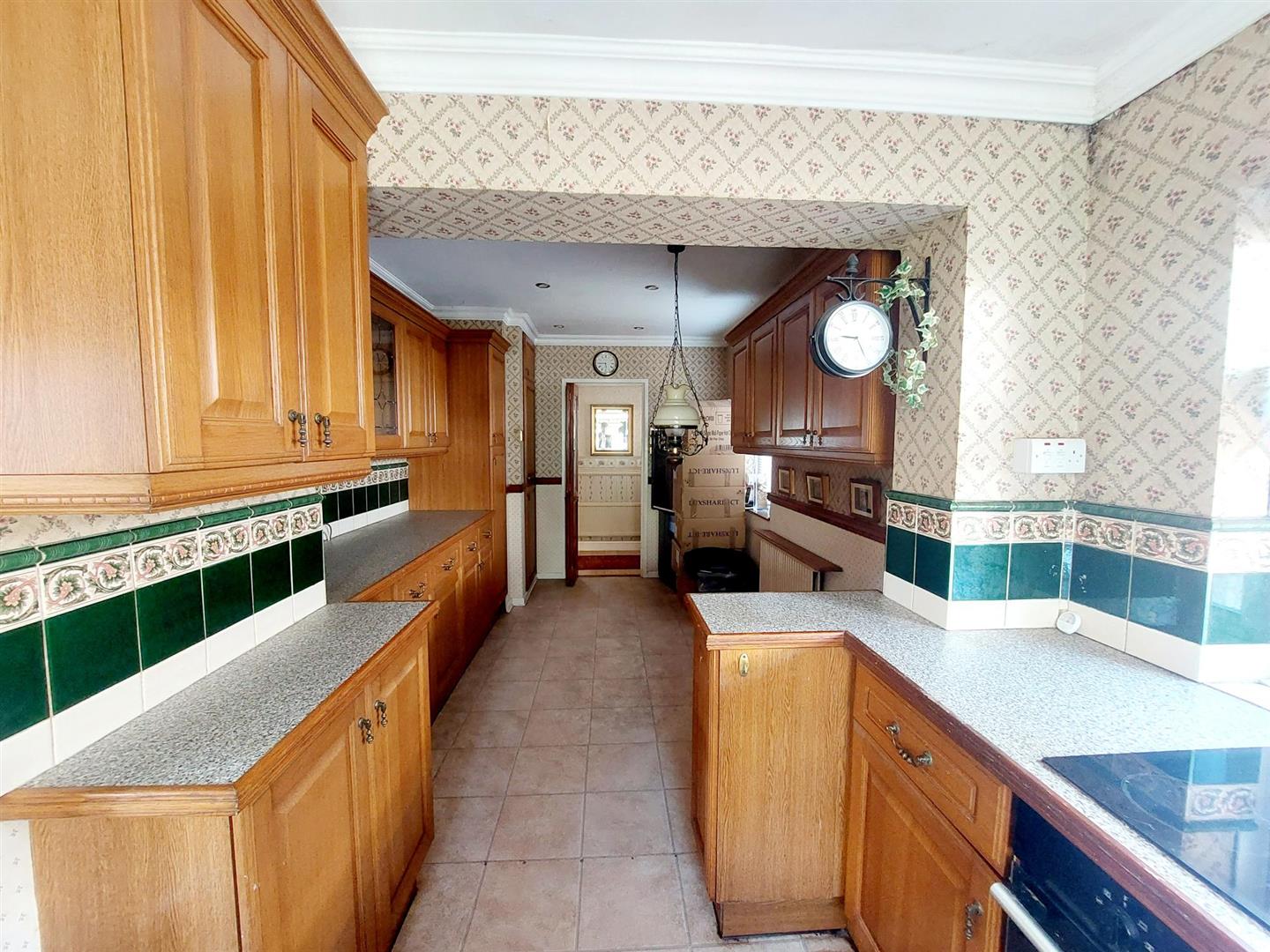 Heol Nantlais, Gorseinon, Swansea, SA4 4LS